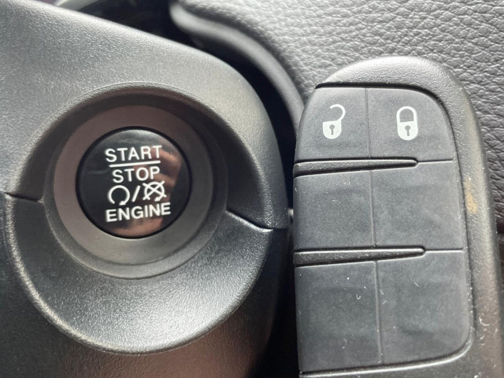 2018 Chrysler Jeep Compass ABA-M624 (UW-69f49622d91ac)[17]