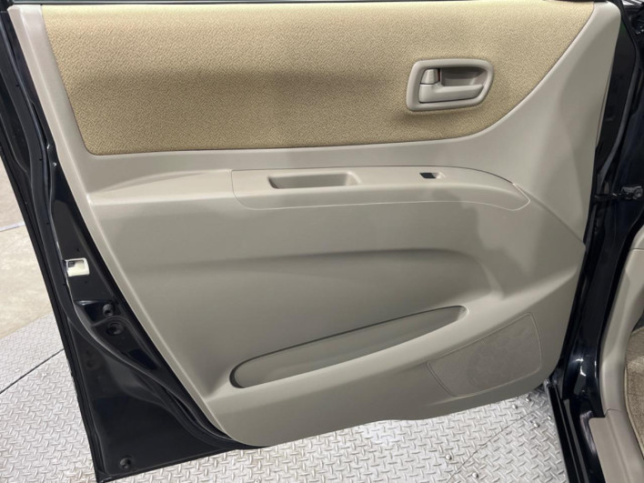 2011 Suzuki Palette DBA-MK21S (UW-69f4962ae0d4b)[27]