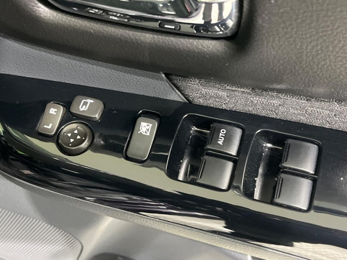 2014 Suzuki Spacia Custom DBA-MK32S (UW-69f4962bd500b)[17]