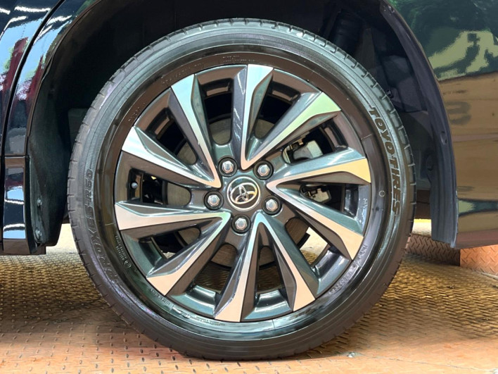 2022 Toyota Voxy 6BA-MZRA90W (UW-69f4966888629)[18]