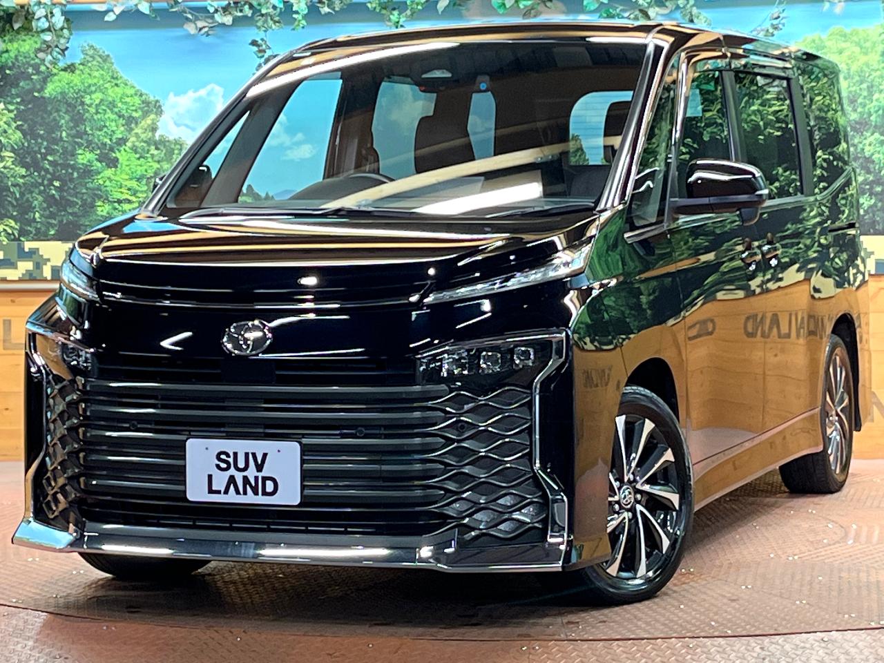 2022 Toyota Voxy 6BA-MZRA90W