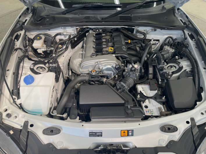 2015 Mazda Roadster DBA-ND5RC (UW-69f4966cf2403)[4]