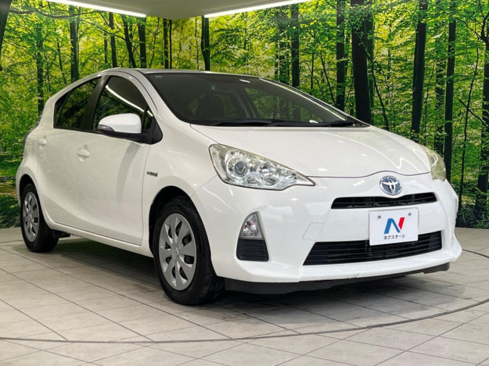 2013 Toyota Aqua DAA-NHP10 (UW-69f4966ee3ec2)[5]