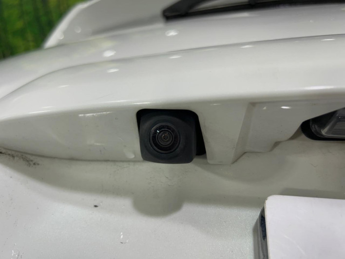 2015 Toyota Aqua DAA-NHP10 (UW-69f4966f9bbfc)[28]
