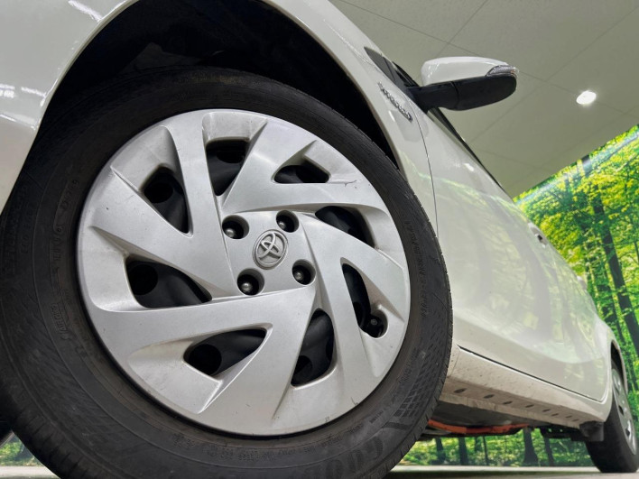 2015 Toyota Aqua DAA-NHP10 (UW-69f4966f9bbfc)[6]