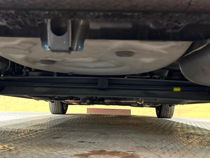 2015 Toyota Sienta DAA-NHP170G (UW-69f49674d4db8)[10]
