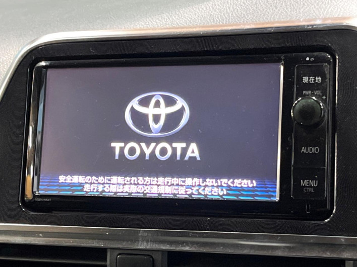 2015 Toyota Sienta DAA-NHP170G (UW-69f49674d4db8)[22]