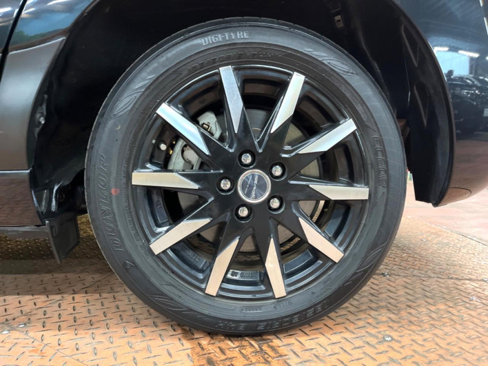2015 Toyota Sienta DAA-NHP170G (UW-69f49674d4db8)[9]
