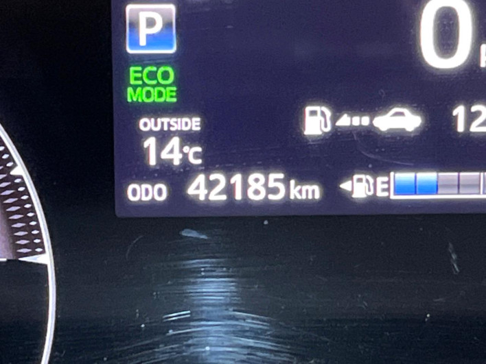 2015 Toyota Sienta DAA-NHP170G (UW-69f49674d4db8)[2]