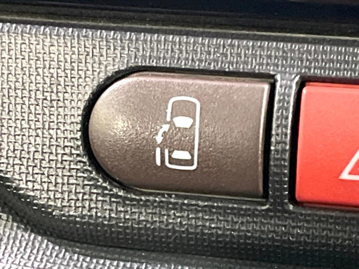 2016 Toyota Spade DBA-NSP141 (UW-69f496772ed60)[22]