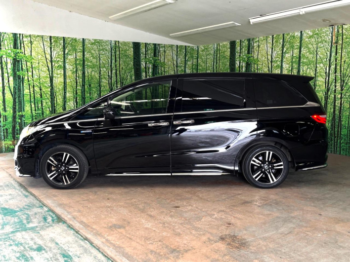 2017 Honda Odyssey Hybrid DAA-RC4 (UW-69f4967d57cb3)[12]