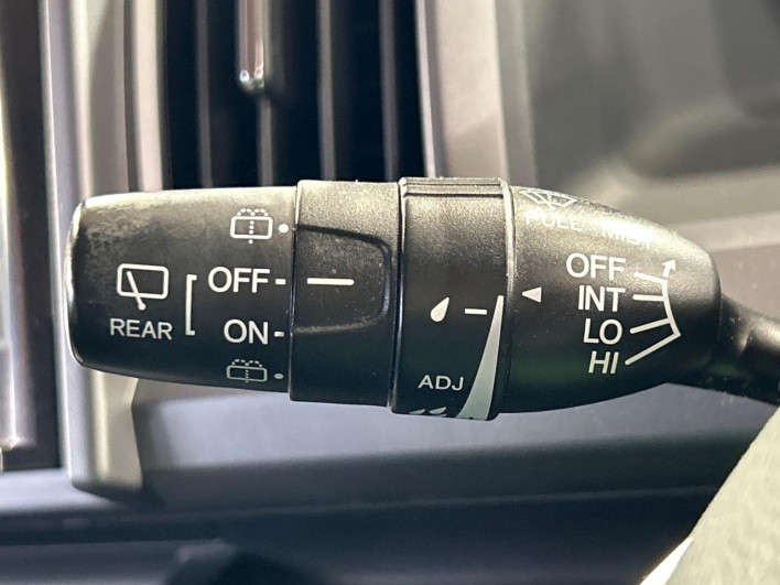 2013 Honda Stepwgn Spada DBA-RK5 (UW-69f4967ee83d6)[10]