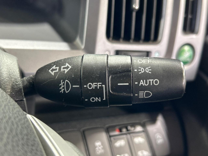 2013 Honda Stepwgn Spada DBA-RK5 (UW-69f4967ee83d6)[9]