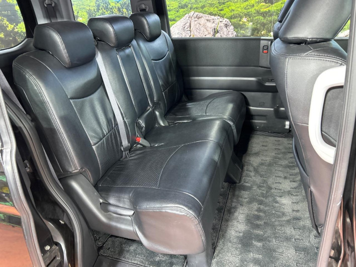 2013 Honda Stepwgn Spada DBA-RK5 (UW-69f4967ee83d6)[23]
