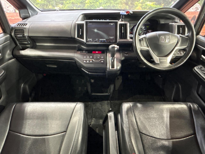 2013 Honda Stepwgn Spada DBA-RK5 (UW-69f4967ee83d6)[28]