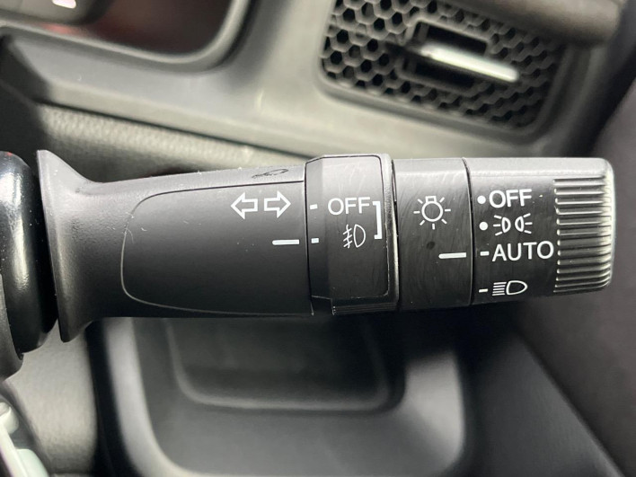 2022 Honda Step Wagon 6AA-RP8 (UW-69f496831c4d5)[13]