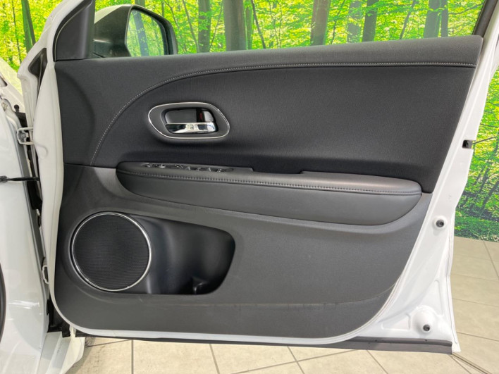 2014 Honda VEZEL DAA-RU3 (UW-69f4968503f58)[24]