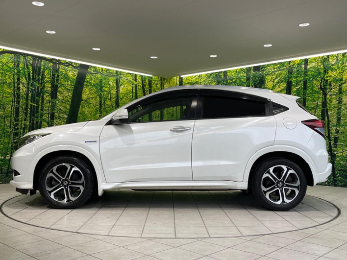 2014 Honda VEZEL DAA-RU3 (UW-69f4968503f58)[10]