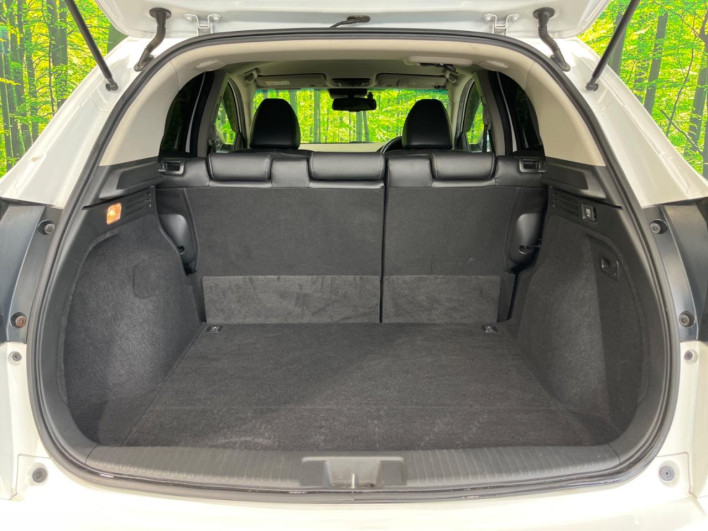 2014 Honda VEZEL DAA-RU3 (UW-69f4968503f58)[17]