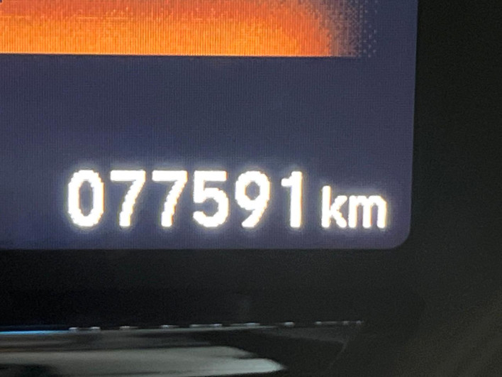 2016 Honda VEZEL DAA-RU3 (UW-69f49685d2c1b)[2]