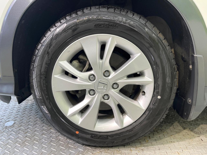 2016 Honda VEZEL DAA-RU3 (UW-69f49685d2c1b)[21]