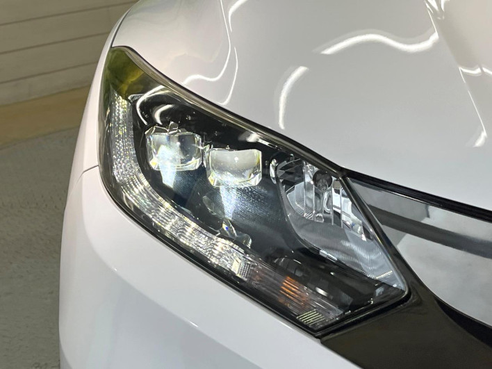 2016 Honda VEZEL DAA-RU3 (UW-69f49685d2c1b)[8]