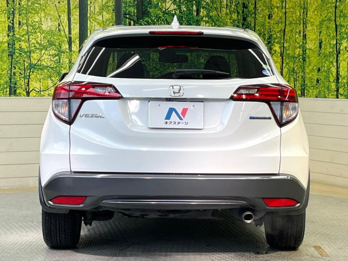 2016 Honda VEZEL DAA-RU3 (UW-69f49685d2c1b)[27]