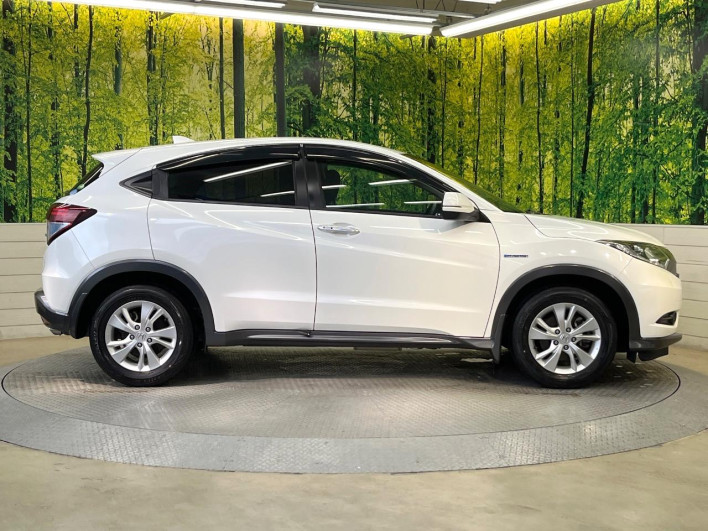 2016 Honda VEZEL DAA-RU3 (UW-69f49685d2c1b)[25]