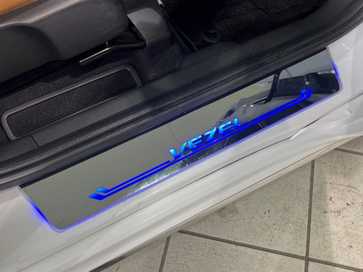 2018 Honda VEZEL DAA-RU3 (UW-69f4968773c1c)[20]