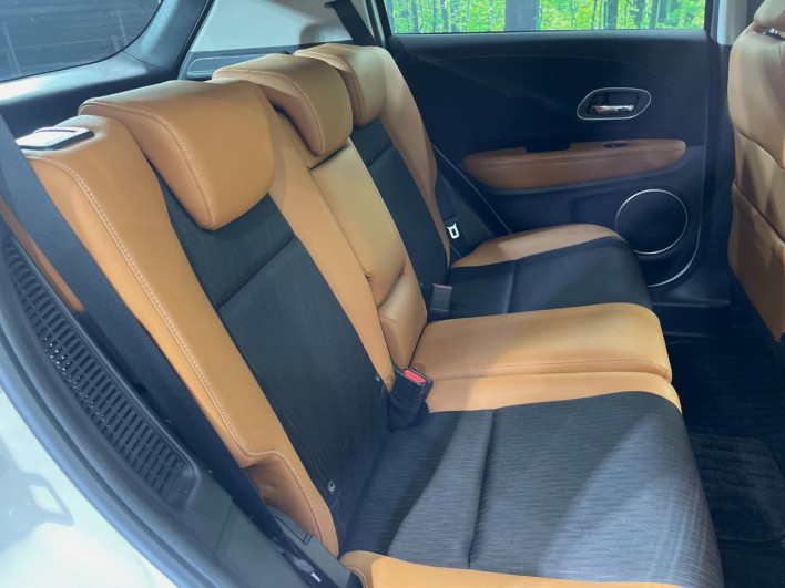 2018 Honda VEZEL DAA-RU3 (UW-69f4968773c1c)[15]