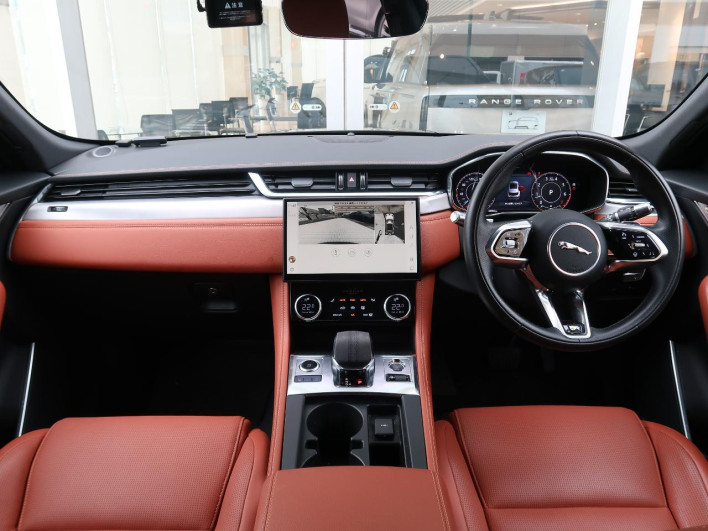 2021 Jaguar F Pace 3BA-DC2XC (UW-69f496908df47)[20]