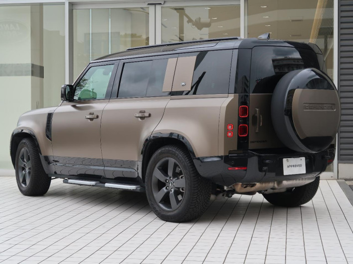 2024 Land Rover Defender 3CA-LE72WAB (UW-69f49691b6842)[18]