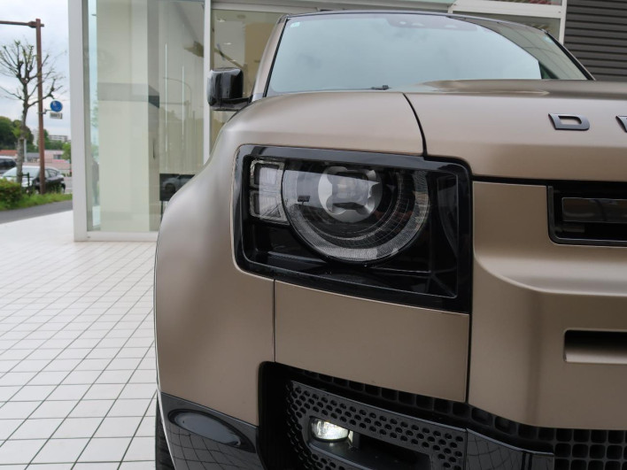 2024 Land Rover Defender 3CA-LE72WAB (UW-69f49691b6842)[12]