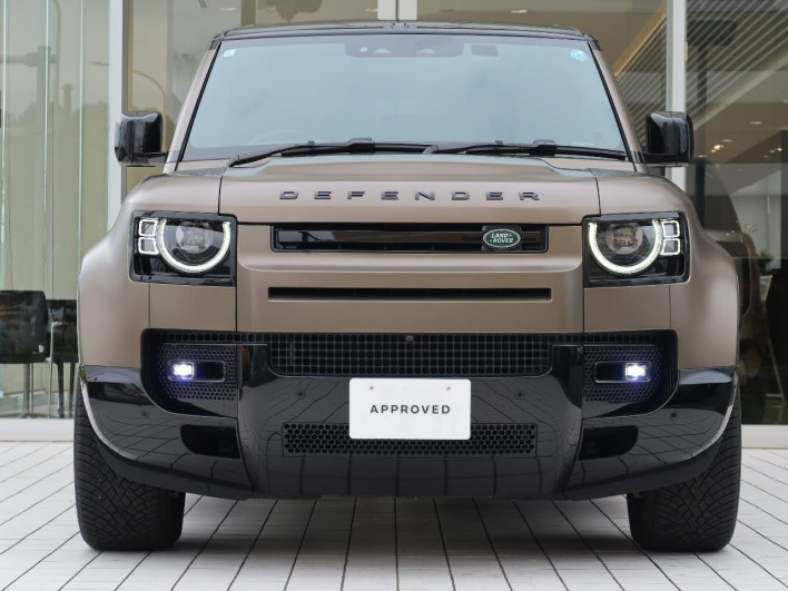 2024 Land Rover Defender 3CA-LE72WAB (UW-69f49691b6842)[11]