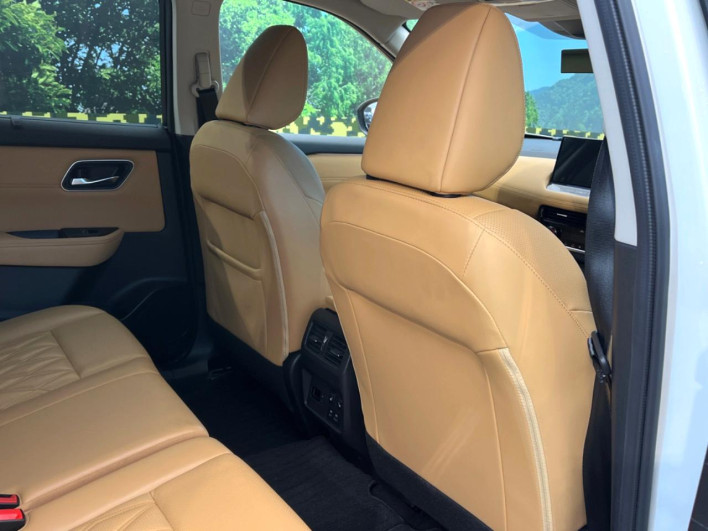 2022 Nissan X-Trail 6AA-SNT33 (UW-69f496976eb02)[22]