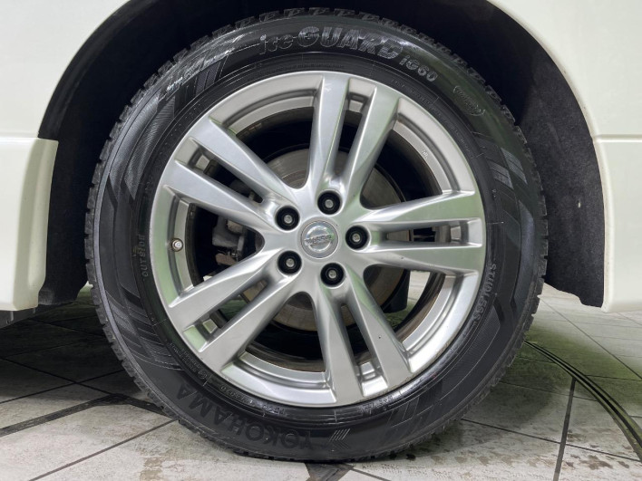 2012 Nissan Elgrand DBA-TNE52 (UW-69f4969bc3726)[20]