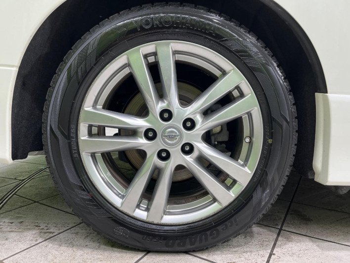 2012 Nissan Elgrand DBA-TNE52 (UW-69f4969bc3726)[19]