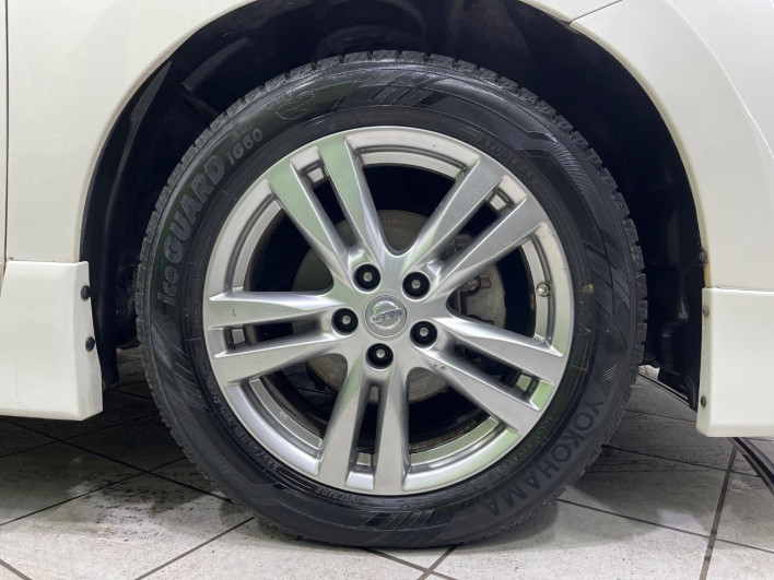 2012 Nissan Elgrand DBA-TNE52 (UW-69f4969bc3726)[18]