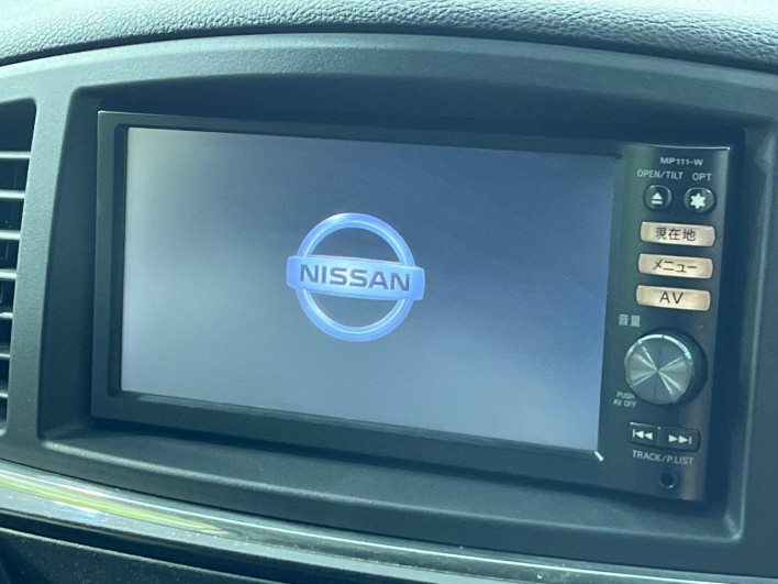2012 Nissan Elgrand DBA-TNE52 (UW-69f4969bc3726)[11]