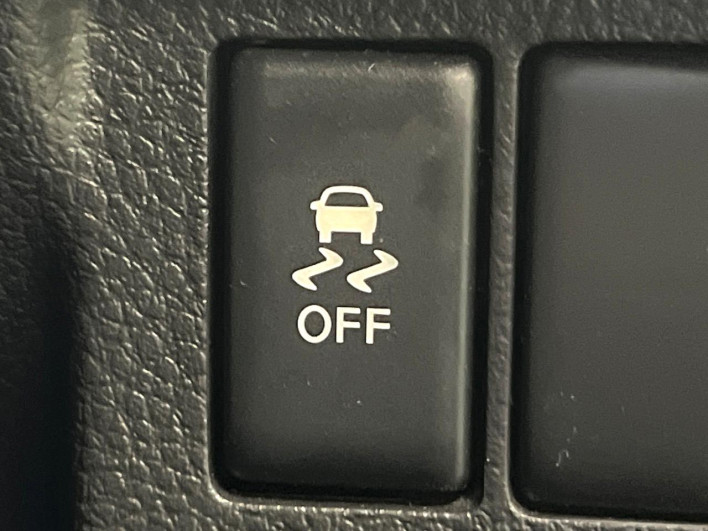 2012 Nissan X-Trail CBA-TNT31 (UW-69f4969c6ff88)[17]