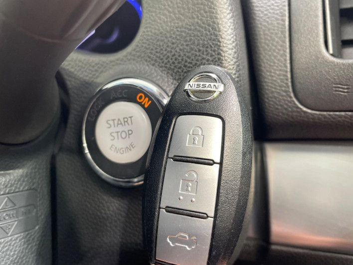2013 Nissan Skyline DBA-V36 (UW-69f496a22403d)[25]