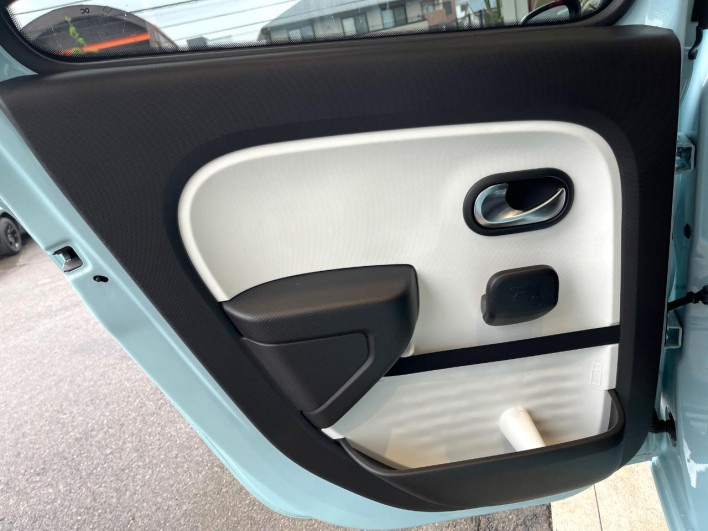 2022 Renault Twingo 3BA-AHH4B (UW-69f496a44c261)[15]