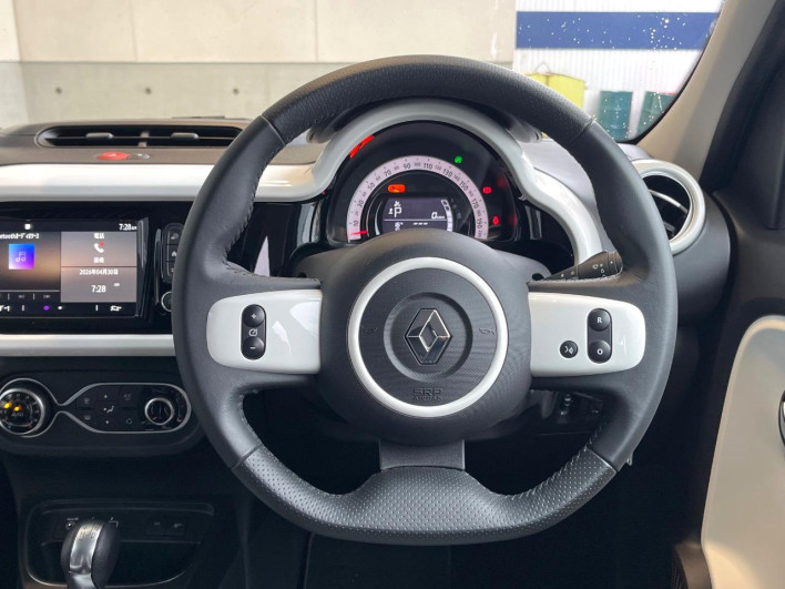 2022 Renault Twingo 3BA-AHH4B (UW-69f496a44c261)[29]