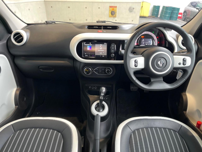 2022 Renault Twingo 3BA-AHH4B (UW-69f496a44c261)[28]