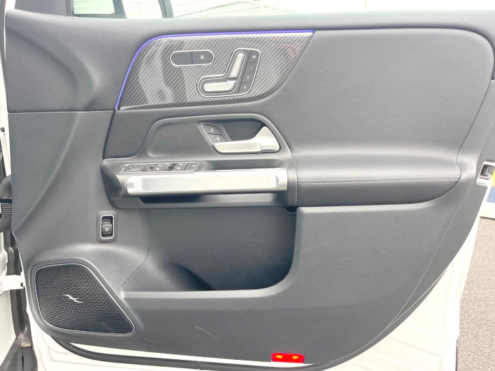 2024 Mercedes Benz GLB 3DA-247613M (UW-69f496aadd647)[17]