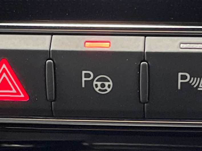 2019 Audi Q7 ABA-4MCYRA (UW-69f496ab3321c)[14]