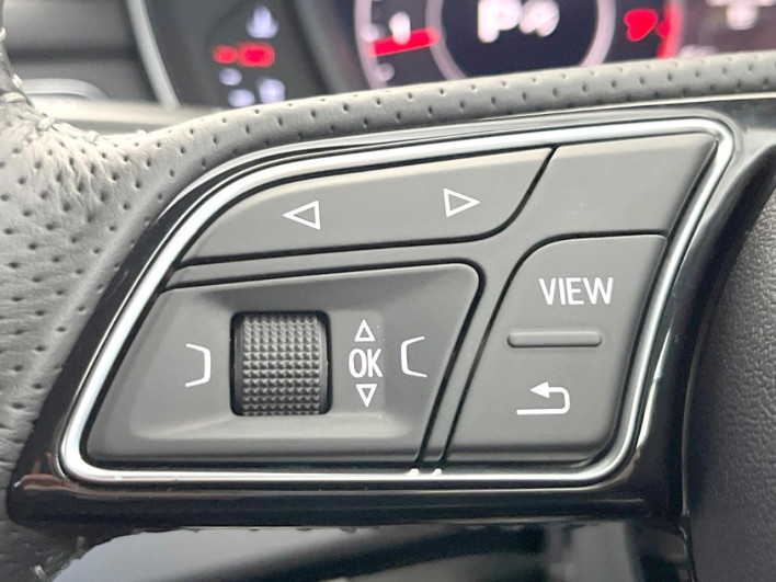 2016 Audi A4 ABA-8WCYRF (UW-69f496ab99513)[28]