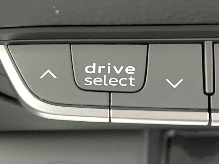 2020 Audi Q5 LDA-FYDETS (UW-69f496ac624f7)[17]