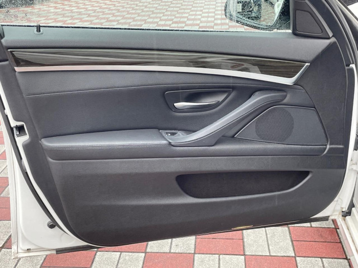 2015 BMW 5 Series DBA-XG20 (UW-69f496ad8d4f7)[21]