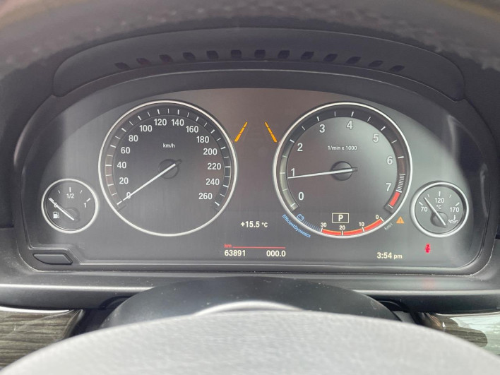 2015 BMW 5 Series DBA-XG20 (UW-69f496ad8d4f7)[29]